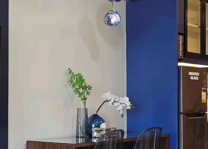 Apartment Deluxe Executive Corner Unit In Makati Manila