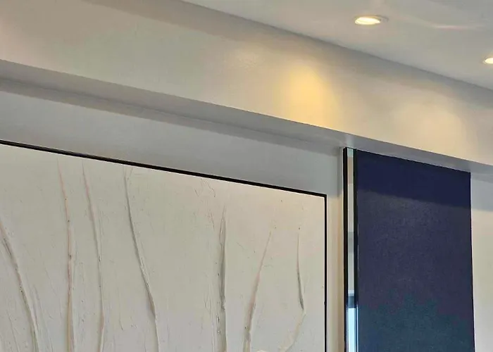 Apartment Deluxe Executive Corner Unit In Makati