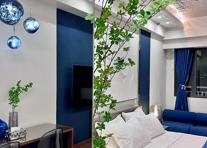 Deluxe Executive Corner Unit In Makati Manila
