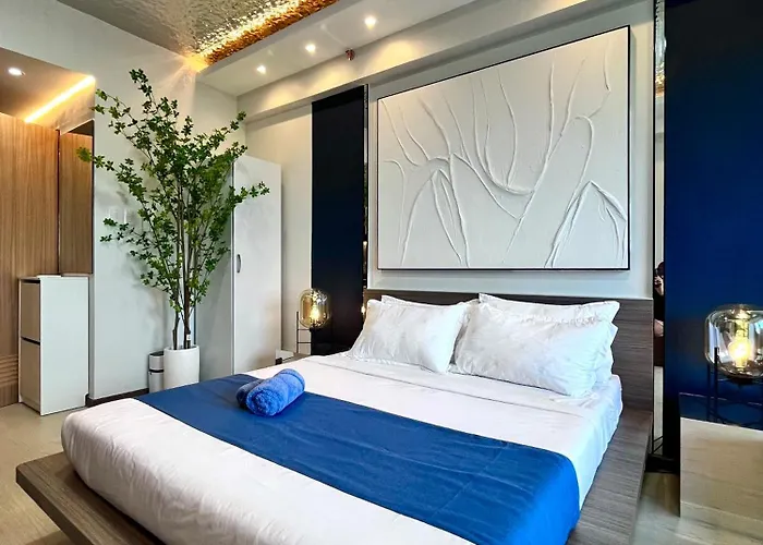 Apartment Deluxe Executive Corner Unit In Makati Manila